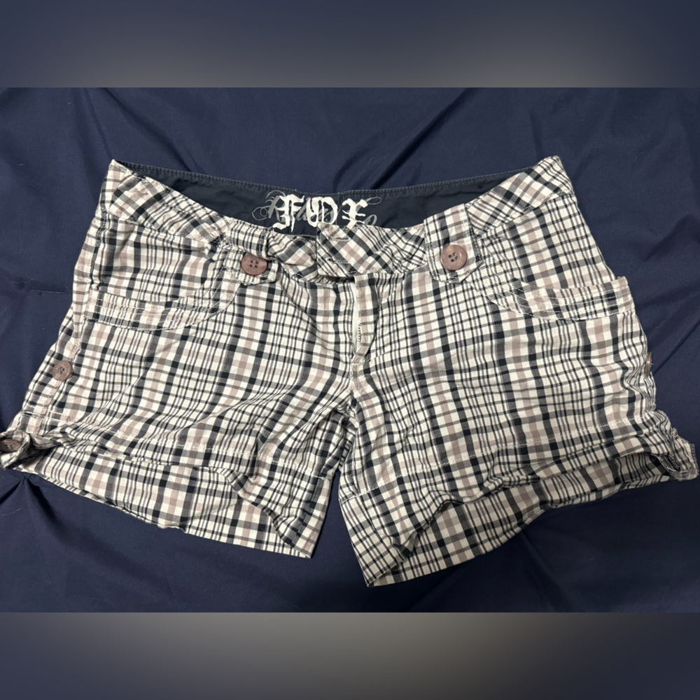 Women’s fox shorts